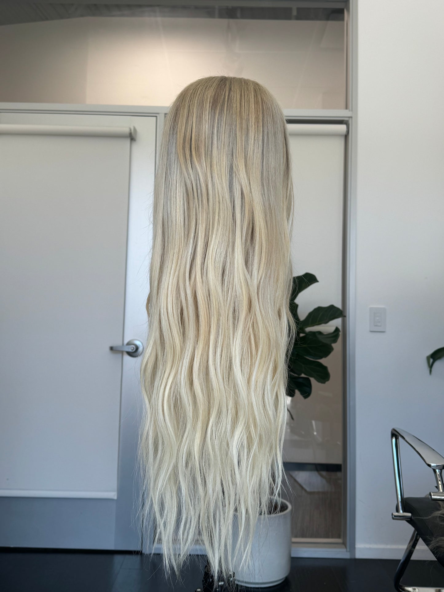 [ready to ship] | 30 inch light blonde balayage human hair wig